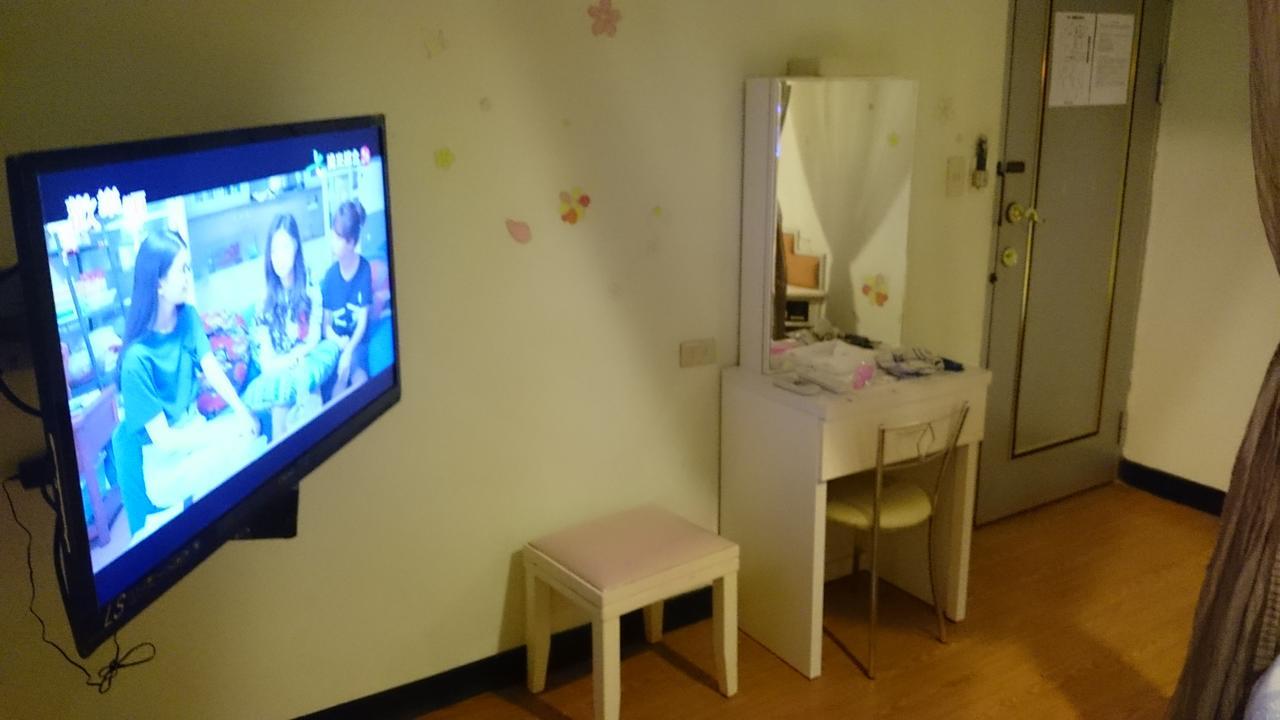 Rido Hotel Taichung Buitenkant foto