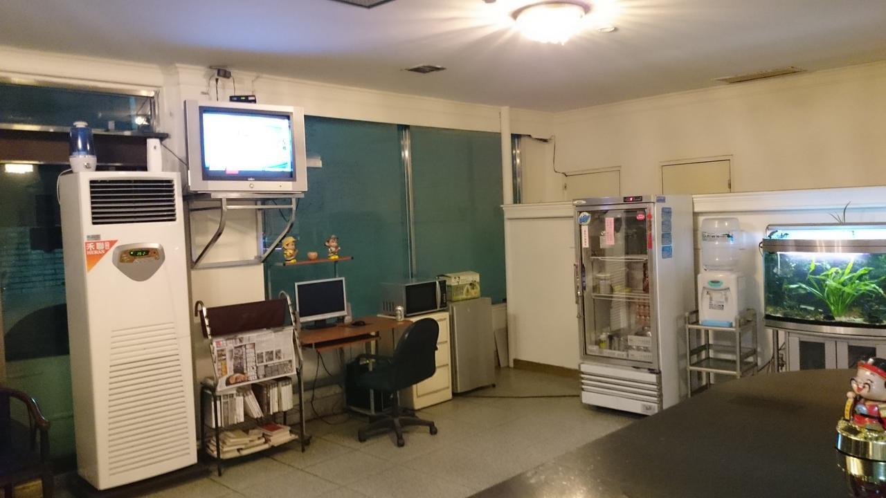 Rido Hotel Taichung Buitenkant foto