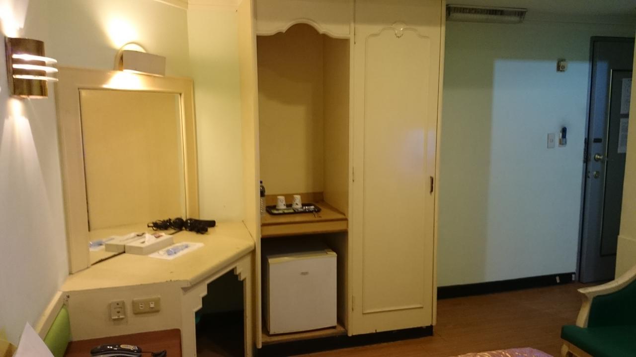 Rido Hotel Taichung Buitenkant foto