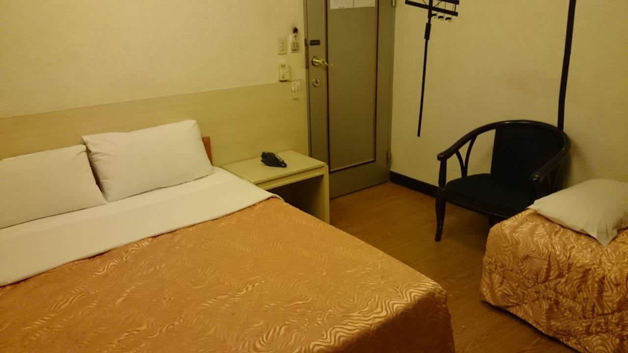 Rido Hotel Taichung Buitenkant foto