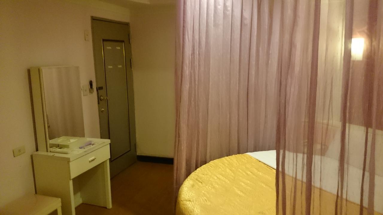Rido Hotel Taichung Buitenkant foto